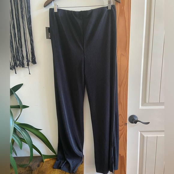 🔸 Ardene 🔸 black ribbed flare pants - Picture 6 of 11